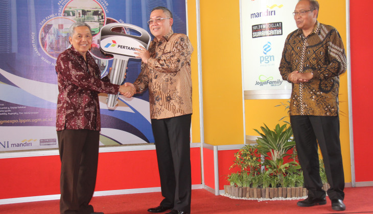 Ada Mobil Listrik, Ular, Hingga 'Gigi Berjalan' di UGM Expo