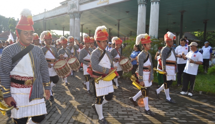 Sri Sultan HB X Berharap UGM Makin Maju dan Berkembang