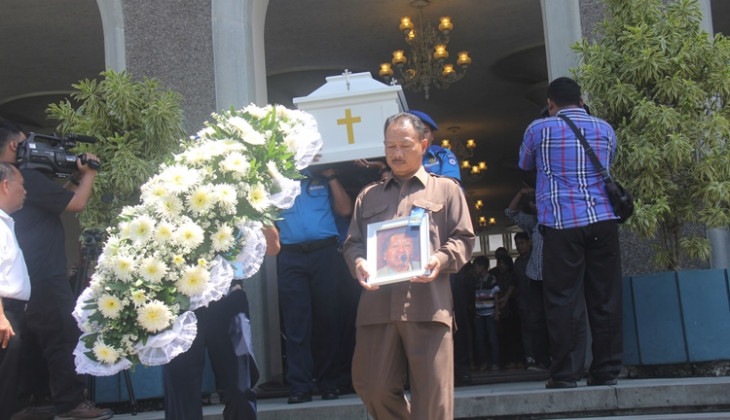 Guru Besar Fisipol, Prof. Dr. J. Nasikun Meninggal Dunia