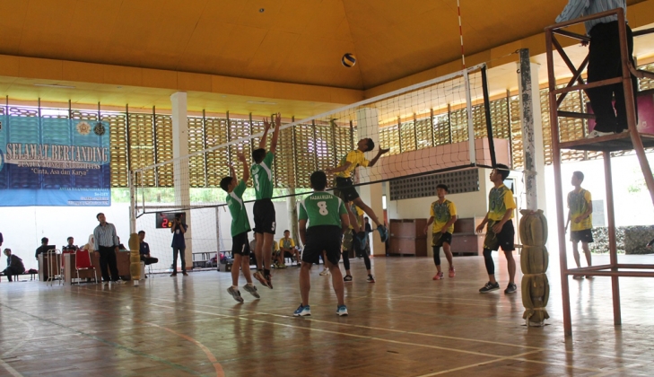 32 Tim Voli SMA/SMK se-DIY Ikuti Kejuaraan Voli ‘UGM Cup 2015’
