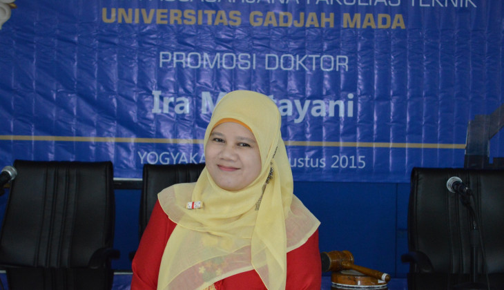Teliti Transformasi Kota Banjarmasin, Ira Mentayani Raih Doktor