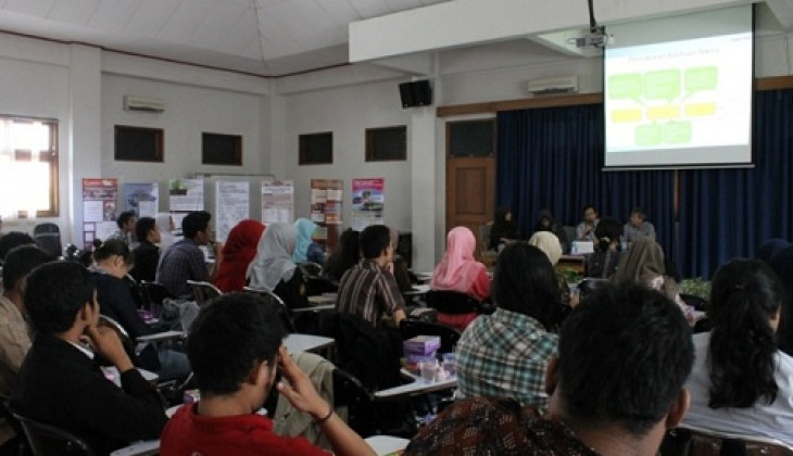 Mahasiswa Geografi Gelar Workshop Ekonomi Kerakyatan