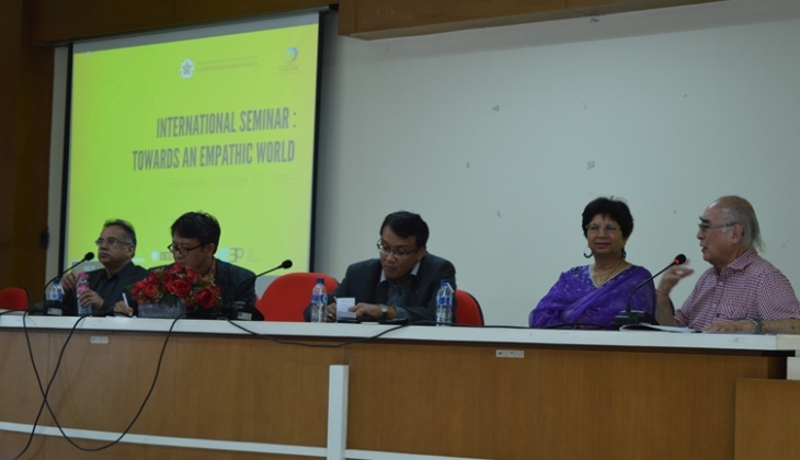 Suasana Seminar Toward an Empathic World