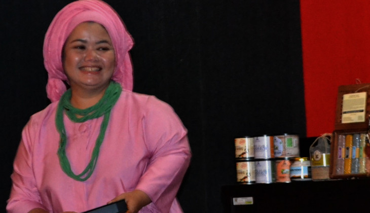 Helianti Hilman, Pengusaha yang Berkembang Bersama Petani
