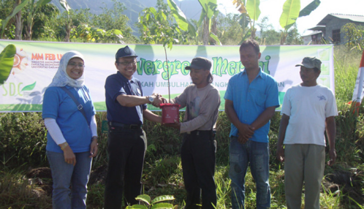 MM UGM Tanam 1.000 Pohon di Merapi