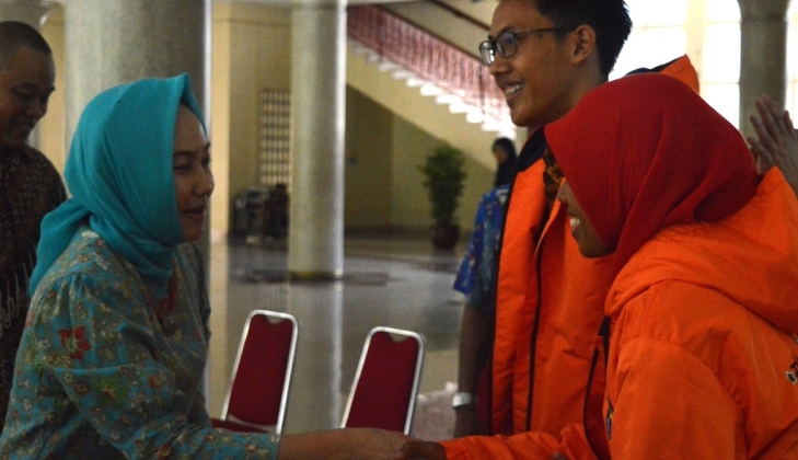 Suasana Pelepasan di Balairung UGM