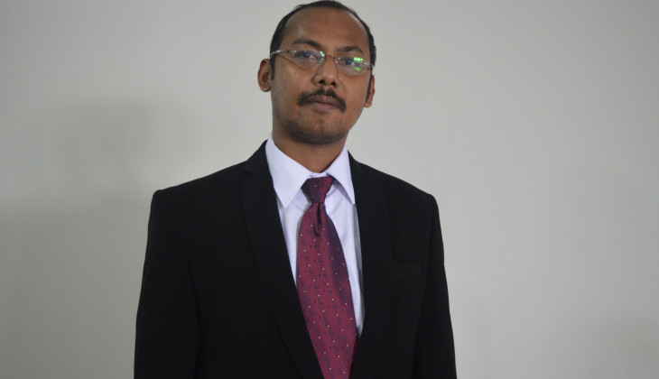 Teliti Retorika Fotografis Studio Potret, Irwandi Raih Gelar Doktor