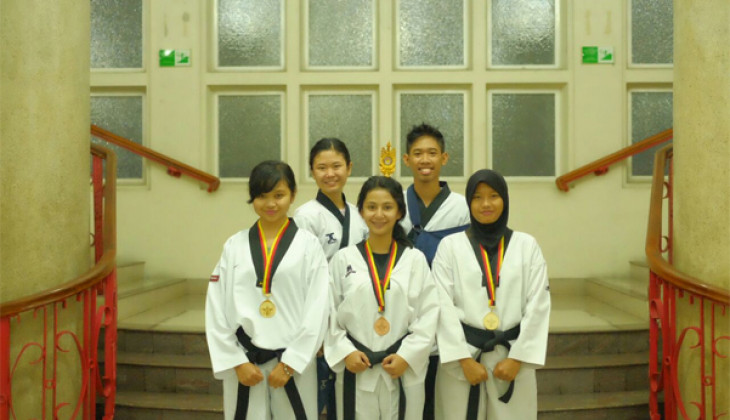 Taekwondo UGM Sabet 7 Medali Piala Gubernur DKI