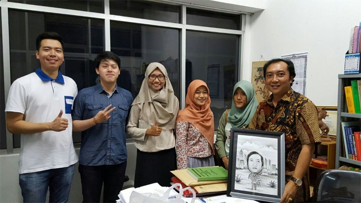 Buat Obat Sariawan dari Edible Film, UGM Juara CPDC 2016