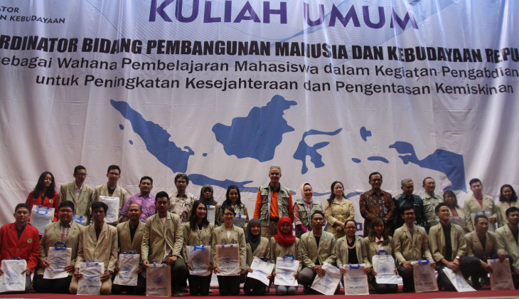 Berkontribusi Membangun Negeri, UGM Memberangkatkan 5.813 Mahasiswa KKN-PPM 2016