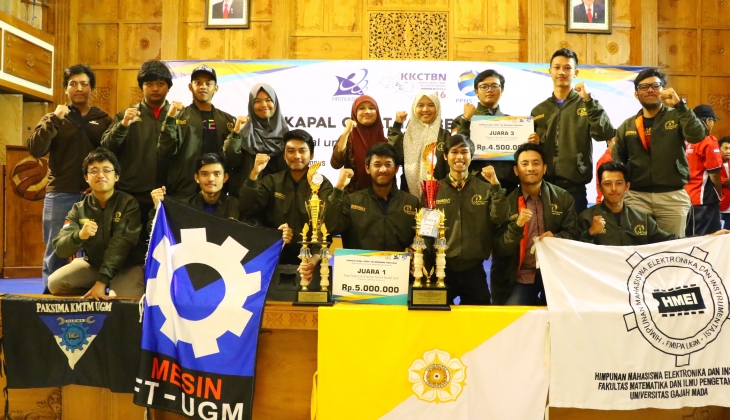 Tim Roboboat UGM Menang Kontes Kapal Cepat Tak Berawak Nasional 2016