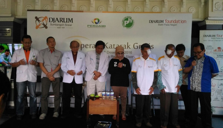 UGM Gelar Operasi Katarak Gratis