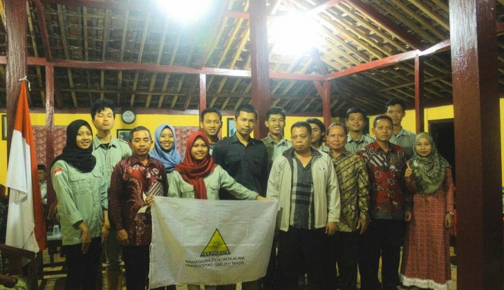 MAPAGAMA Eksplorasi Gua-gua Pacitan