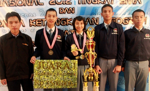 SMA Taruna Nusantara Juara I Olimpiade Geografi Nasional 2012