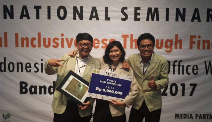 Mahasiswa UGM Raih Dua Gelar Juara dalam Development Economics Event