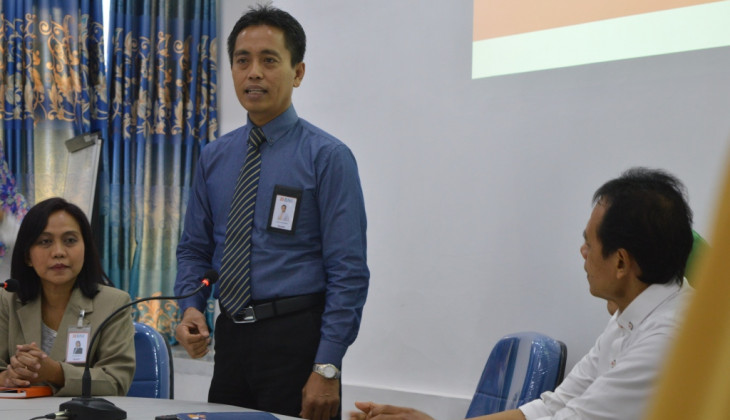 Tingkatkan Kualitas Pelayanan, Fakultas Farmasi Mengadakan Pelatihan bagi Tenaga Kependidikan
