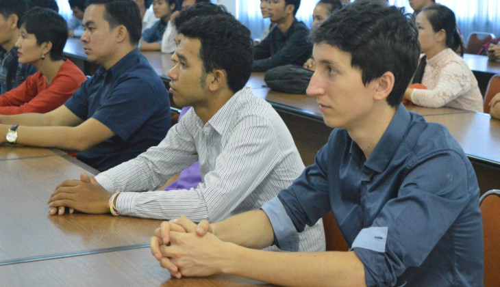 Mahasiswa Baru Internasional Fakultas Teknik Mengikuti Orientation Day