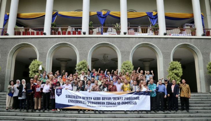 30 PT Gagas Terbentuknya Forum Guru Besar Indonesia