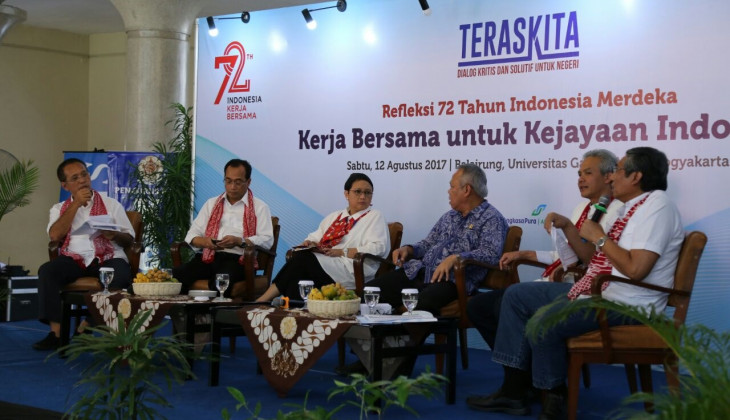 Dialog Merefleksi 72 Tahun Indonesia Merdeka bersama Tiga Menteri di UGM