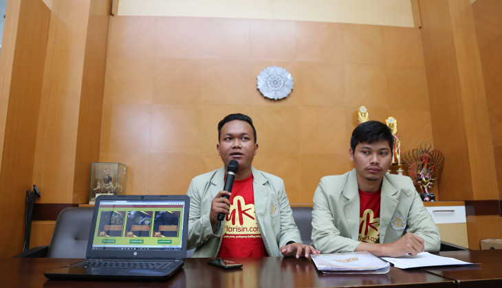 Bantu Pedagang Keliling, Mahasiswa UGM Bikin Aplikasi YukLarisin.com