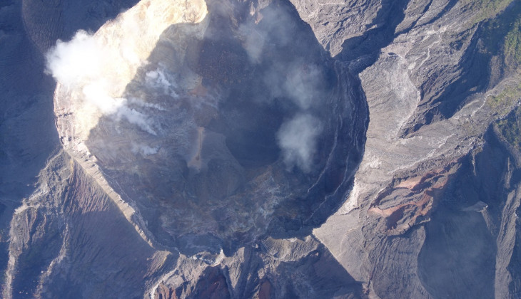 Drone UGM Sukses Memetakan Kawah Gunung Agung
