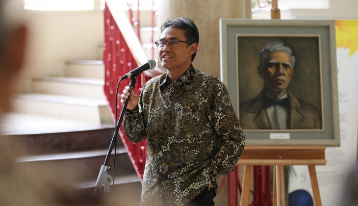 Mengenal Lebih Dekat Sosok Sardjito dalam Pameran Foto