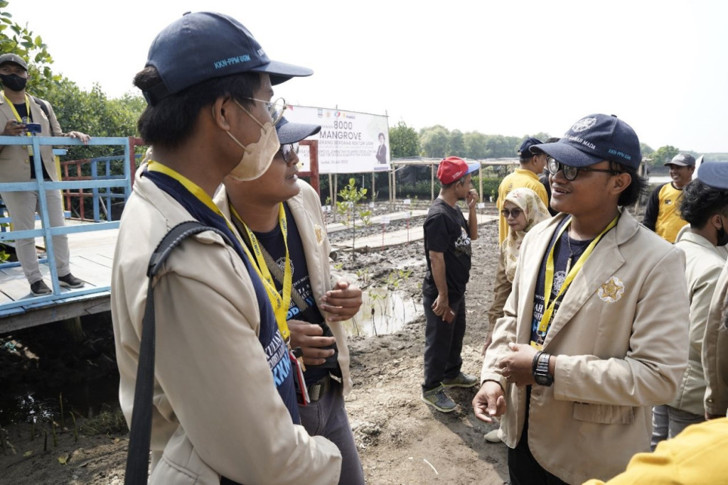 Wujud Pengabdian Nyata Kepada Masyarakat Melalui KKN Kolaborasi ...