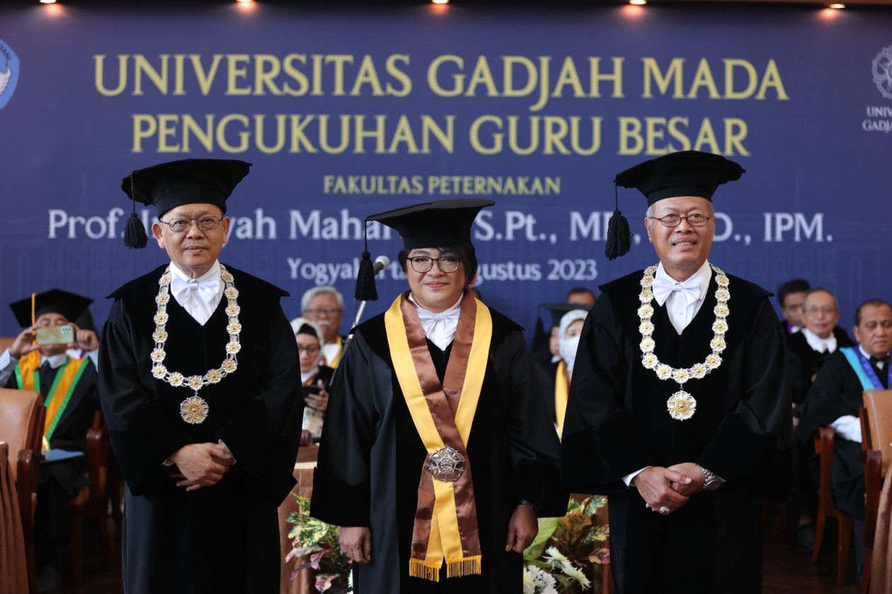 Jumlah Guru Besar UGM Kembali Bertambah, Dyah Maharani Dikukuhkan ...