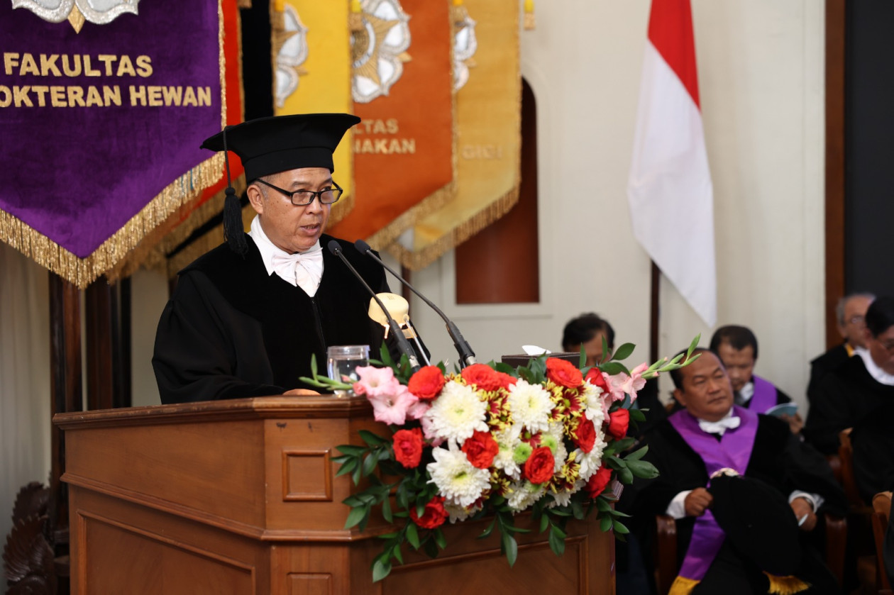 Prof. Soedarmanto Indarjulianto Dikukuhkan Sebagai Guru Besar Fakultas ...