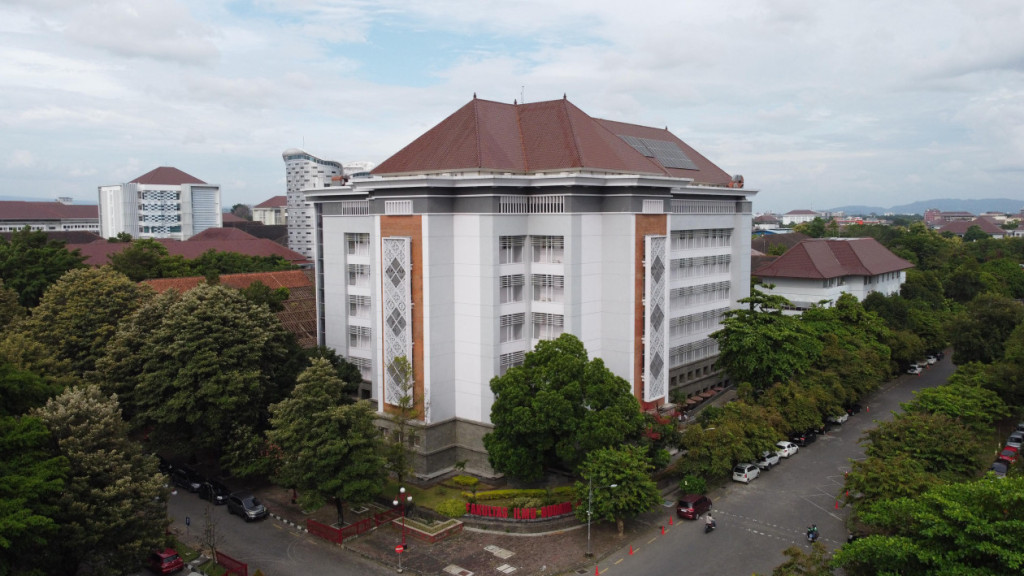 FIB UGM at QS World University Rankings