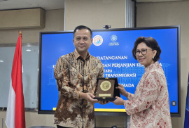 ministry of transmigration with UGM