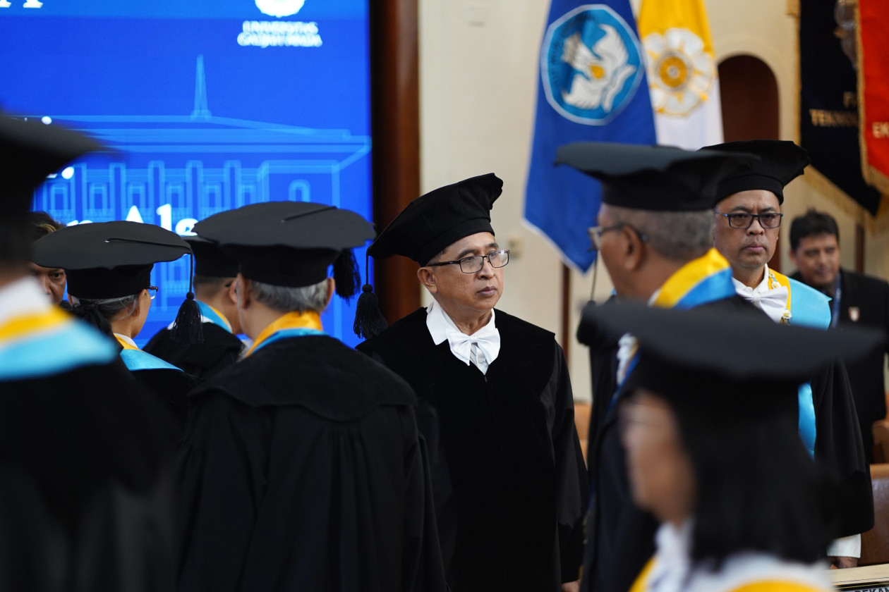UGM's Professor Gunardi delivers inaugural speech on actuarial science, highlighting its role in managing dynamic risks, integrating AI, and building stable financial systems.