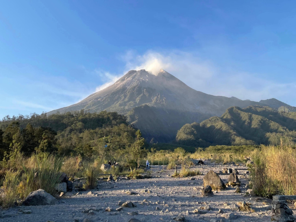 UGM Researchers Reveal Role of Potassium Content in Java Volcano ...