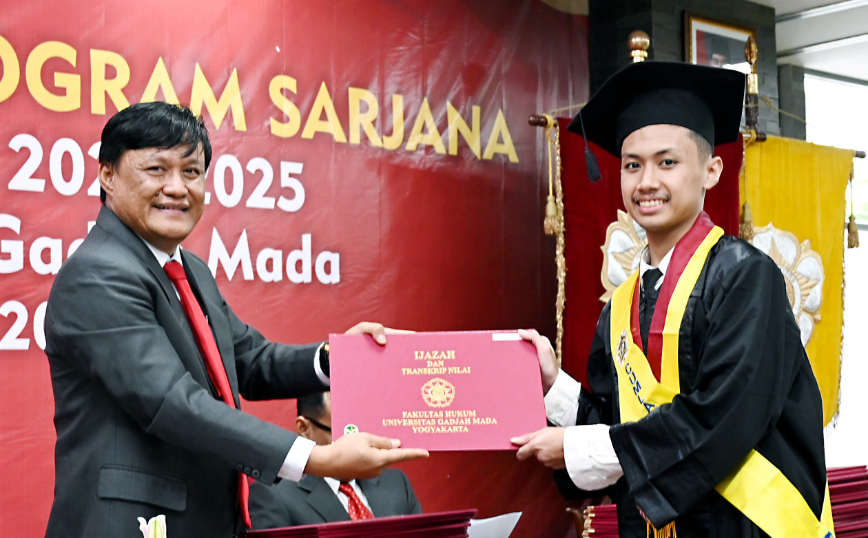 The youngest graduate at Universitas Gadjah Mada (UGM)