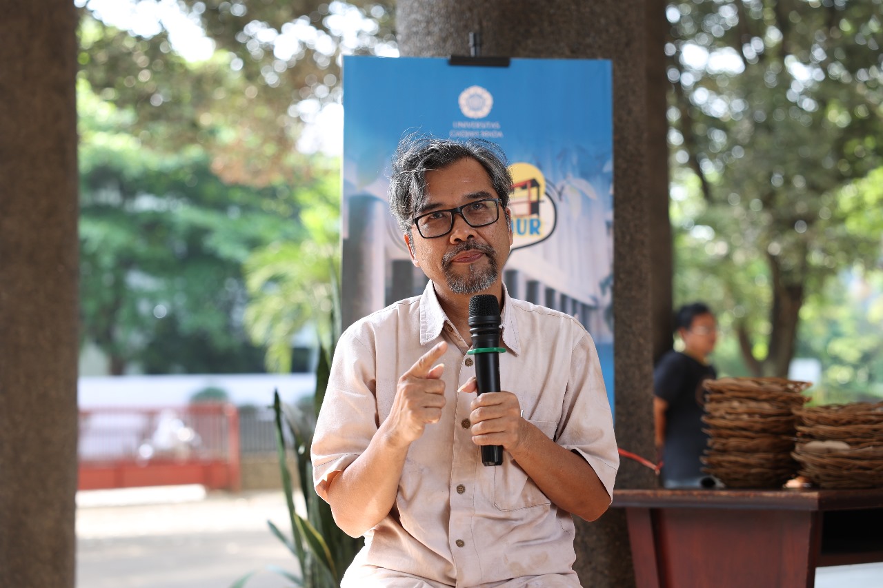 strengthening democracy and reforming the national economy