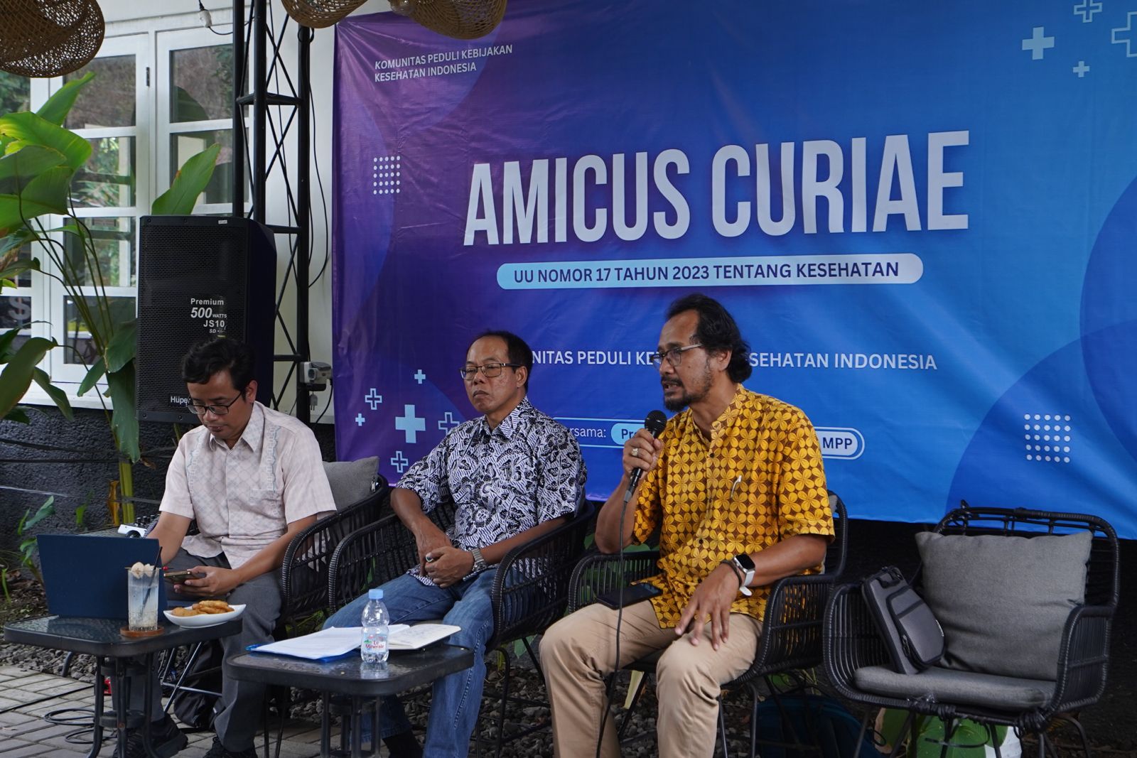 amicus curiae