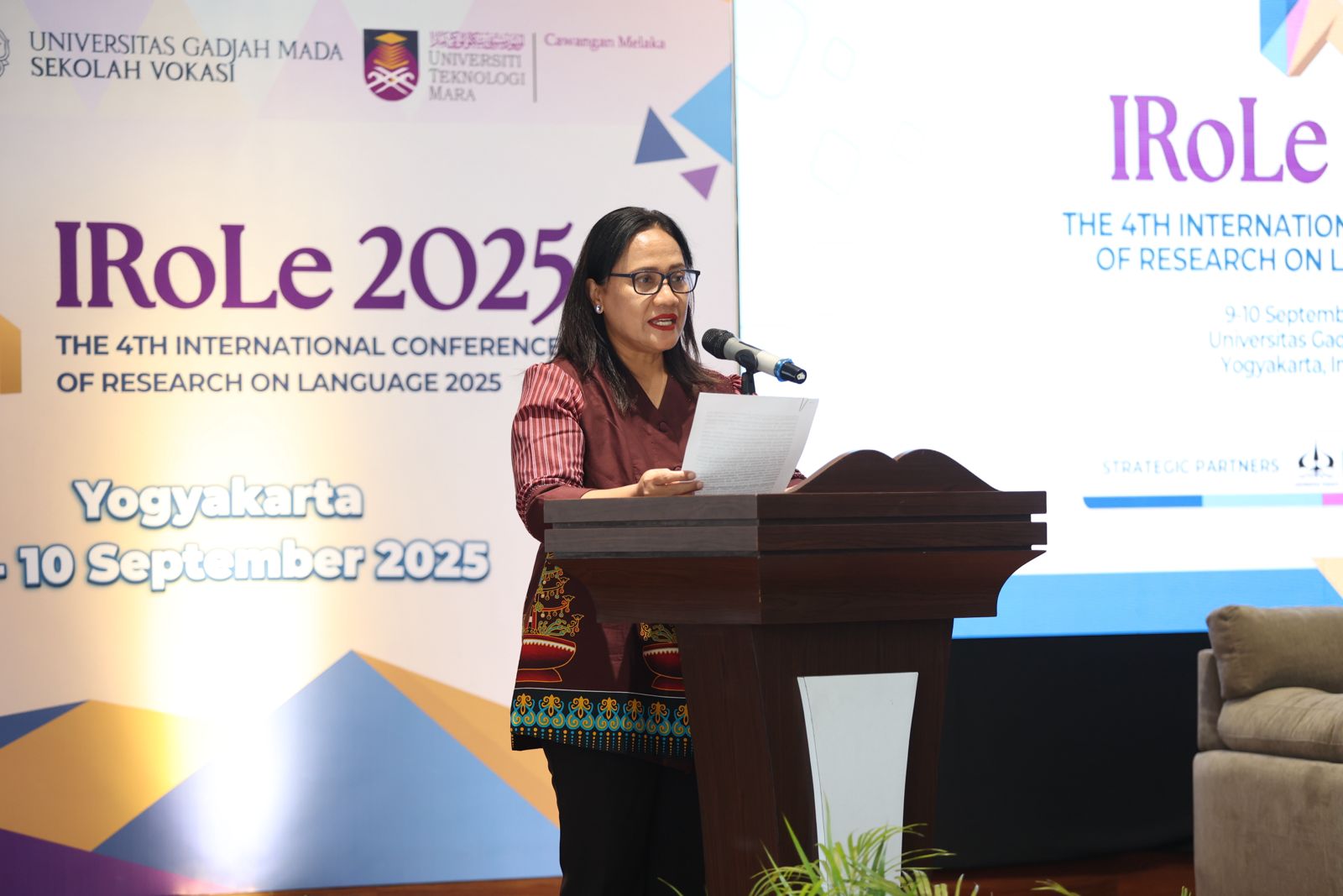 Language as Bridge for Cross-Border Collaboration