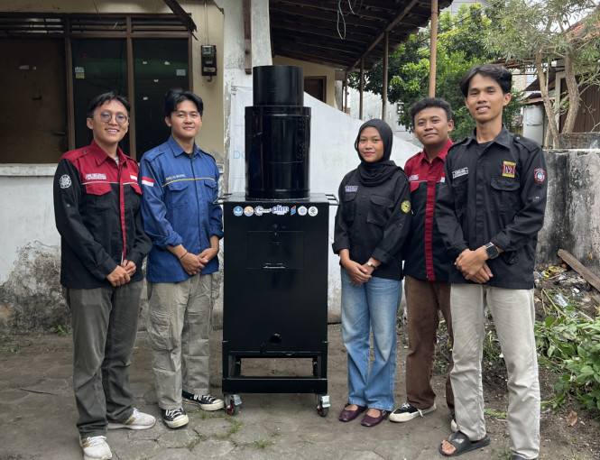 waste incinerator by UGM