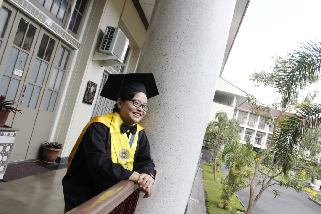 UGM’s Felicia Servina Djuang completes her master’s in just over a year through the PMDSU program, preparing to pursue her doctorate.