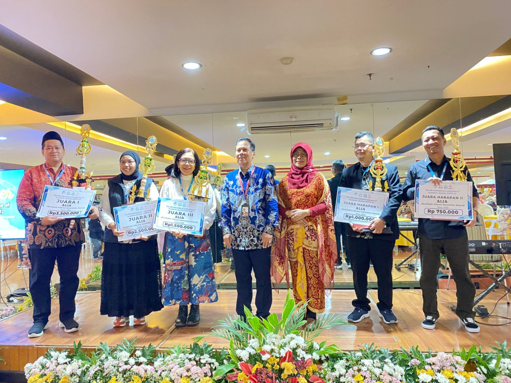UGM Library wins awards