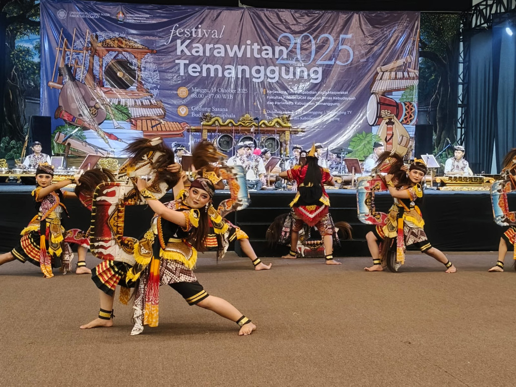 The UGM Faculty of Philosophy and Temanggung artists held the Second Karawitan Festival to preserve Indonesia’s traditional music.