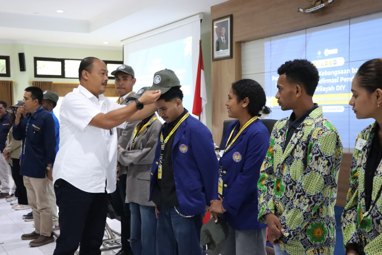 A total of 149 ADik scholarship students from seven universities in Yogyakarta participated in a program aimed at strengthening national values and character.