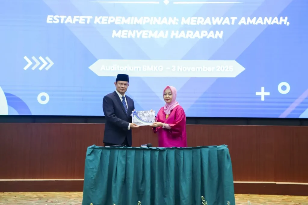 UGM Professor, Teuku Faisal Fathani, was appointed as the new BMKG Chief, pledging to strengthen disaster preparedness and climate resilience in Indonesia.
