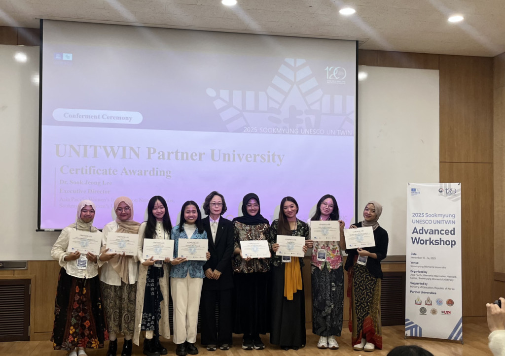 Eight UGM students join the 2025 Sookmyung UNESCO UNITWIN Workshop in Seoul to strengthen women’s leadership, digital skills, and entrepreneurship.