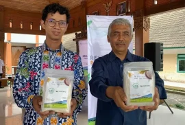 UGM launches Presokazi, a premium rice innovation enriched with iron and zinc to support daily nutrition for Indonesian families.