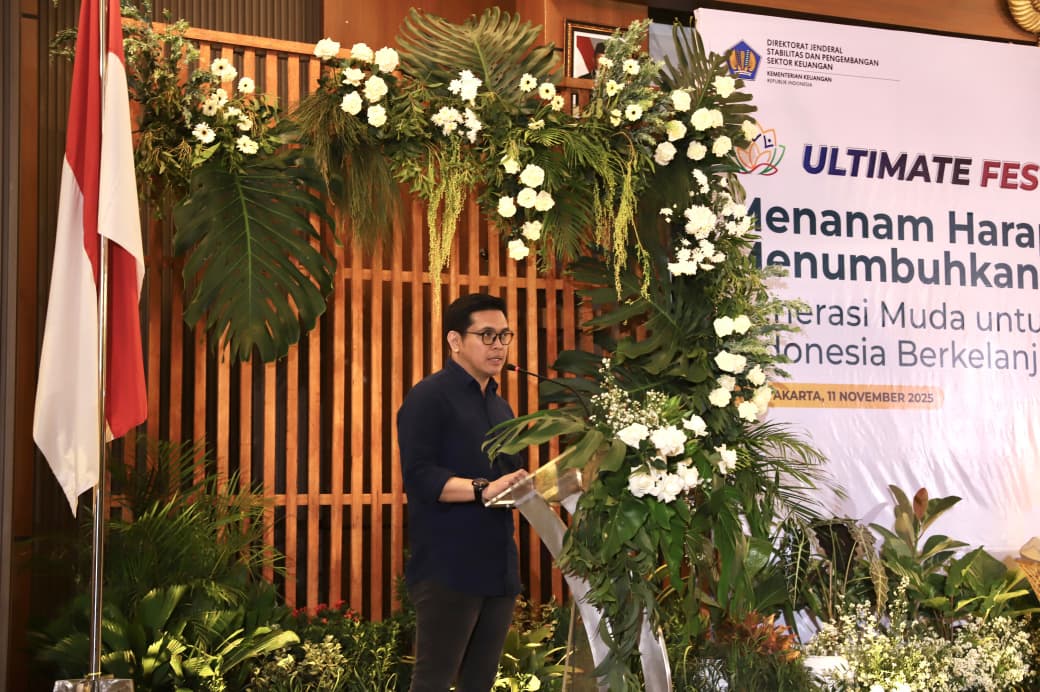 UGM experts and the Ministry of Finance encourage young Indonesians to lead green economy transformation through innovation, education, and collaboration.