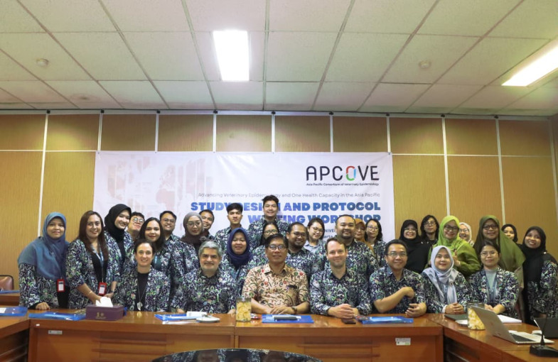 UGM and APCOVE host an epidemiology workshop to enhance the capacity of Asia-Pacific veterinarians in field research and zoonotic disease prevention.