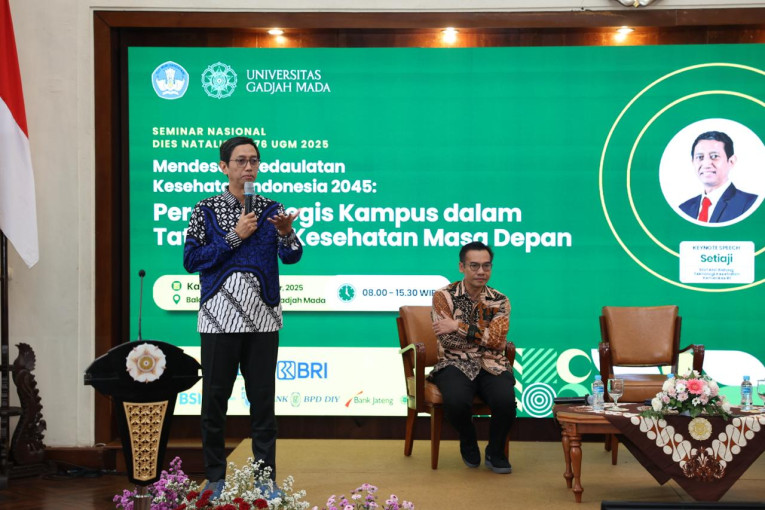 Indonesia faces major challenges in achieving health sovereignty, from pandemics to AI and data governance, experts warn at a UGM seminar.