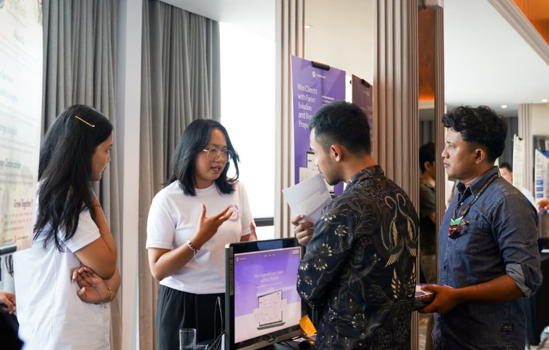 UGM hosted Demo Day & Ecosystem Mixer 2025 to strengthen innovation-based startups and foster a collaborative, research-driven startup ecosystem.