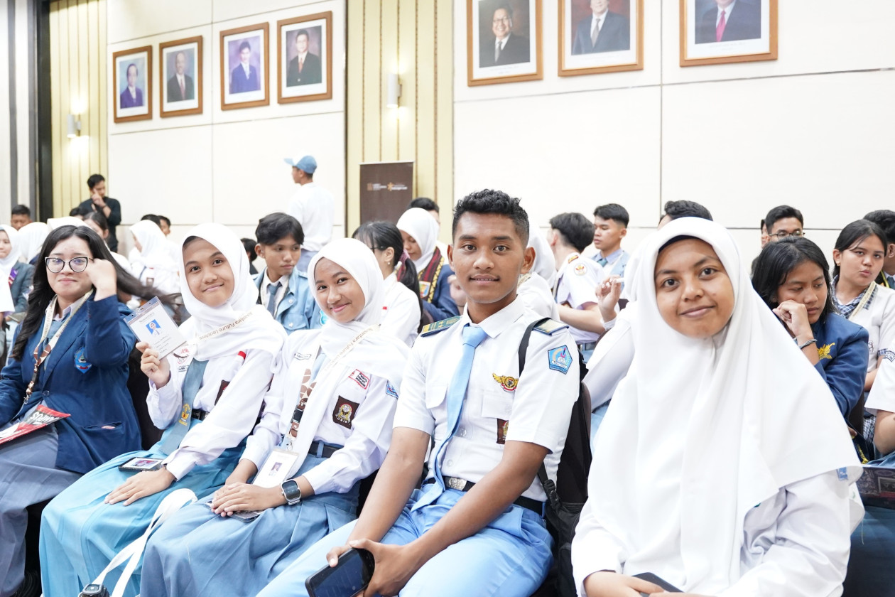 A total of 100 high school student council presidents from across Indonesia gathered at UGM for Nusantara Future Leaders 2025 to strengthen youth leadership.